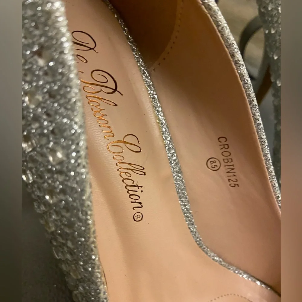 De Blossom Collection Rhinestone Crystal Heels Bridal Shoes size 8.5 - Picture 5 of 13